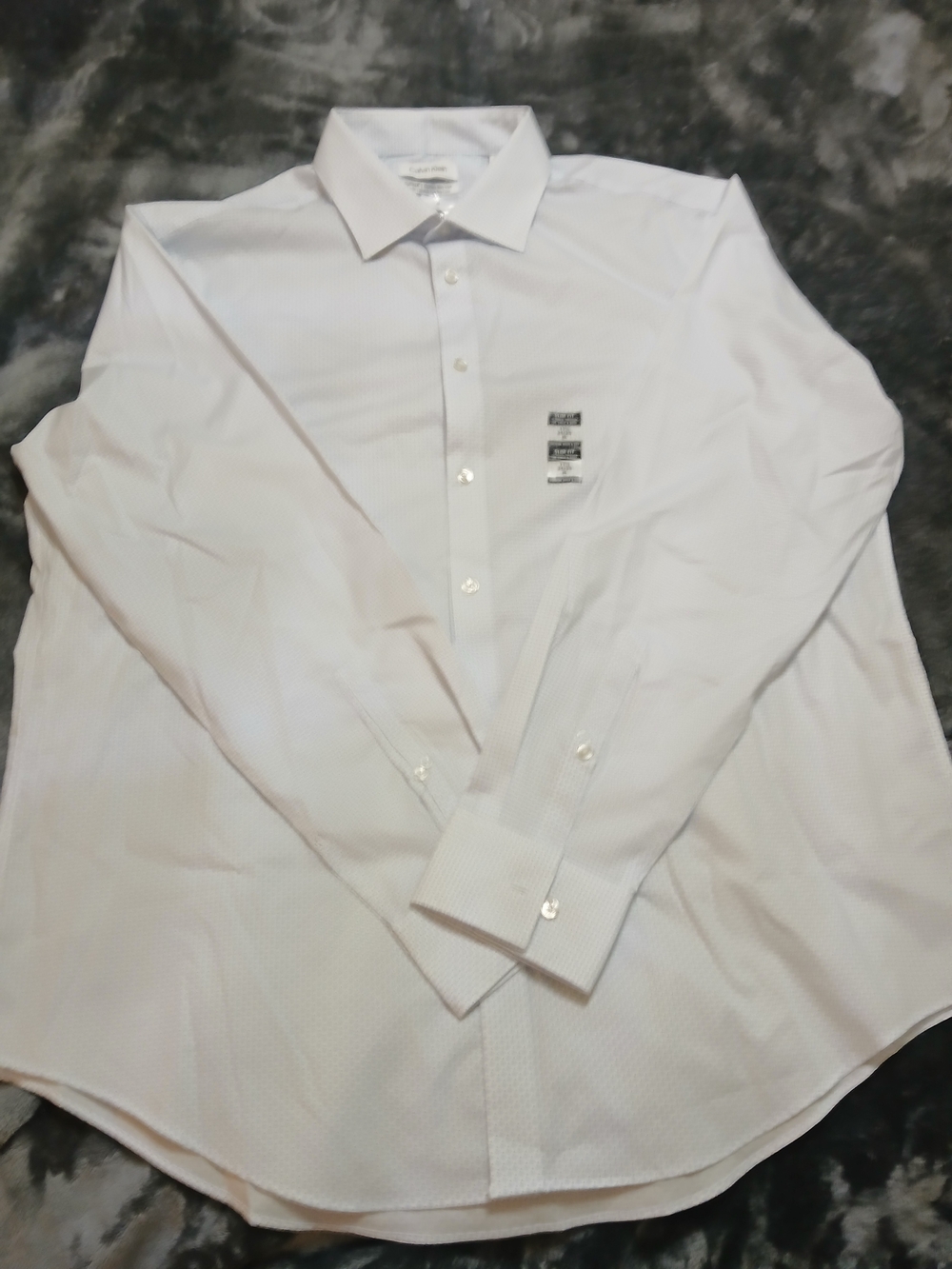 NWT Calvin Klein Men's White Long-Sleeve Dress Shirt